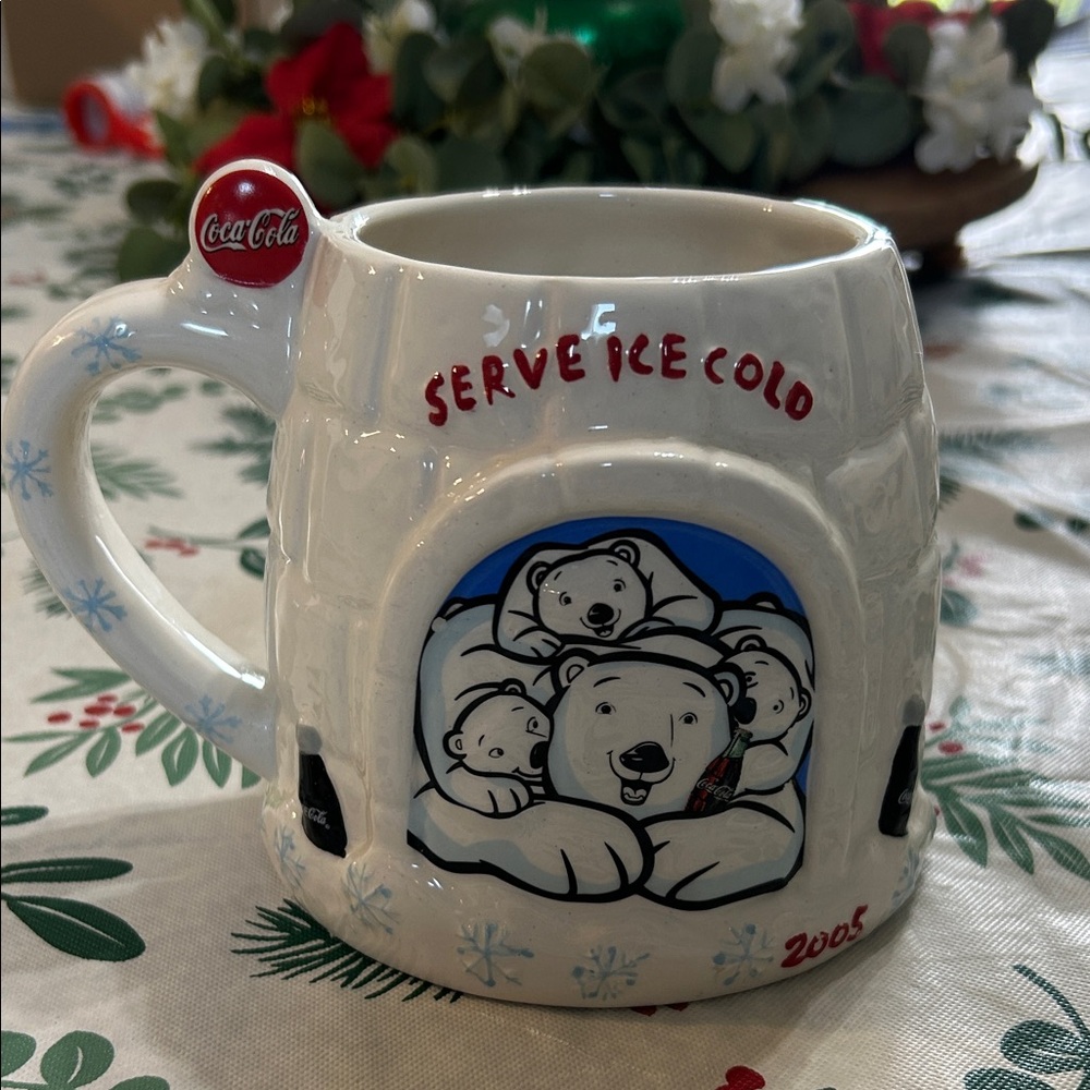 Coca Cola Polar Bear Igloo Mug 2005
